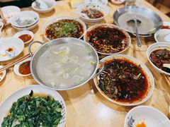 餐具摆设-杨三孃跷脚牛肉(清凤时代店)