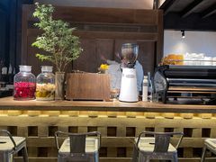 -Metal hands·铁手咖啡