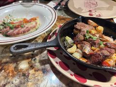 蒜香铁板牛肉粒-BROWNSTONE布朗石西班牙餐厅(富城店)