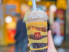 甜品站可乐麦炫酷-麦当劳(东急新天地店)