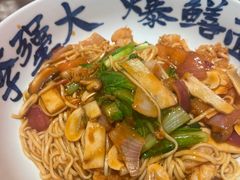 -李犟大爆鳝面·手工蟹黄包(湖滨西湖店)