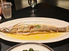 古法红蒸长江鲜鲥鱼-茶人村·前滩江景雅宴(上海首店)