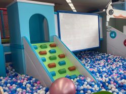 -孩子王童乐园(保定万博广场店)