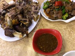 -维吾尔餐厅(宜山路店)