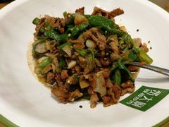 -费大厨辣椒炒肉(万家丽一店)