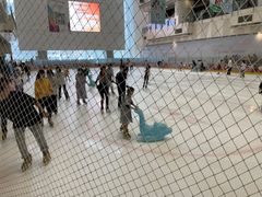 -冰纷万象滑冰场(二七万象城店)