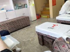 -郑远元专业修脚房(仓场路店)