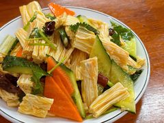 -东北四季饺子王(华山路店)