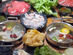 -呷哺呷哺(万达新世界店)