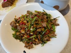 小炒黄牛肉-不倒翁·安徽名菜楼(步行街店)
