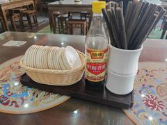 -笑来喜馄饨小笼工坊(通扬路店)