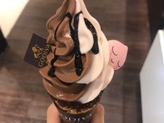白桃茉莉巧克力联名款冰淇淋-GODIVA(国际金融中心店)