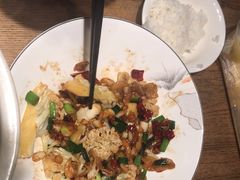 -爱碗亭·鲜炒湖南菜(壹城中心店)