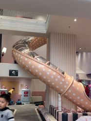 -奈尔宝·儿童乐园·亲子餐厅(华采天地店)