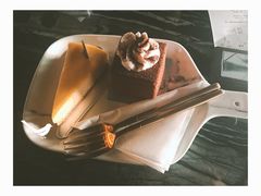 -UNI UNI(环亚凯瑟琳店)