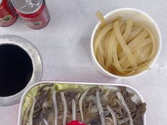 -俭让佬妈现卤串串(温江总店)