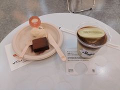 -HUGS coffee(东区店)