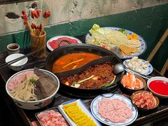 -周小明火锅(黑金冠社区店)