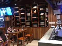 -亮亮面馆(经六路店)