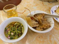 -广味炭炉鸡煲(宝业路分店)