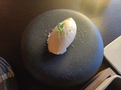 -丽思卡尔顿·炙焰·铁板烧餐厅