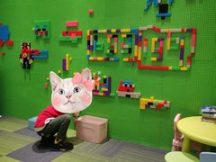 -瑞尔齿科(上海长风大悦城店)