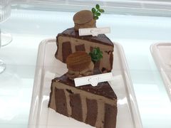 季节限定巧克力樱桃酒-思南书局·诗歌店