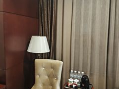 -锦龙国际酒店(天津奥体中心华苑地铁站店)