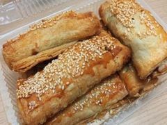 -白玉兰食品甜凤店(合生汇店)