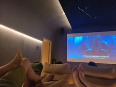 -涨巢·潮玩水疗局