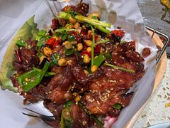 -小董哥烤串·爆汁大油边(故宫店)