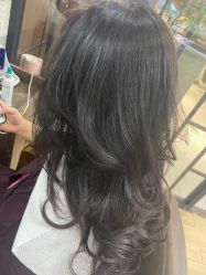 -首脑美发沙龙