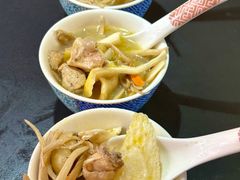 -桥边小楼·手工云南菜·古城观景小楼