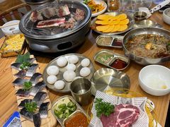 -青瓦餐厅·生鱼片·韩园烤肉(西塔店)