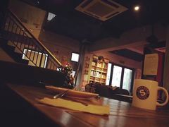 -新沙洞咖啡(泉乐坊店)