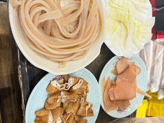 -肖肖酸萝卜鱼火锅(总店)