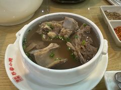 -乔家小院•本地小海鲜•非遗驴肉(万年泉路店)