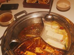 -老房老舍重庆火锅(假日城市店)