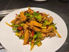 -鸭绿江海鲜烧烤大排档(杏林街店)