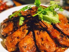 怪味鸭头-虾蟹掌门音乐主题餐厅