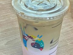 抓马西瓜小铁-瑞幸咖啡(南京绿地之窗店)