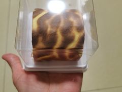 -顶东面包花园·生日蛋糕(世博店)