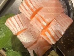 -山川小町·极番烧肉(新地假日广场店)
