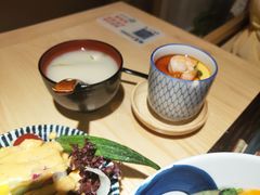 -越光米贩精致料理餐厅(金鹰店)