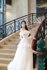 -Lady  Jane高端婚纱礼服馆