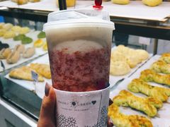 -奈雪的茶(湖滨银泰in77C区PRO店)
