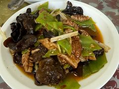 -曾氏肥肠馆(凯瑞雅居店)
