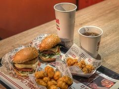-The Habit Burger Grill 哈比特汉堡(复兴soho店)