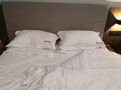 -怡莱酒店(无锡火车站南广场店)