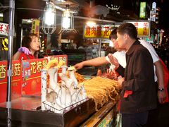 大堂-六合夜市
